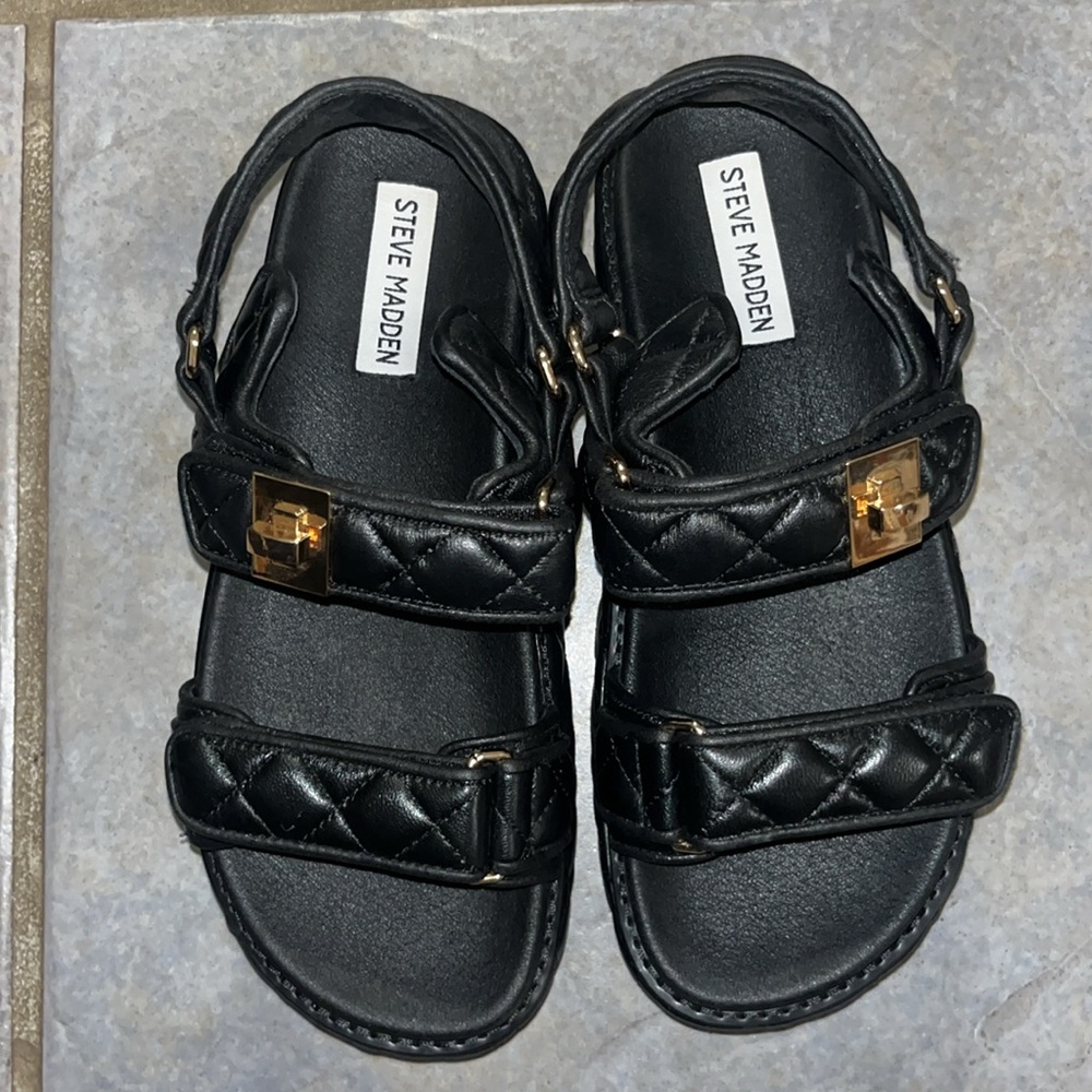 Steve Madden chunk sandals